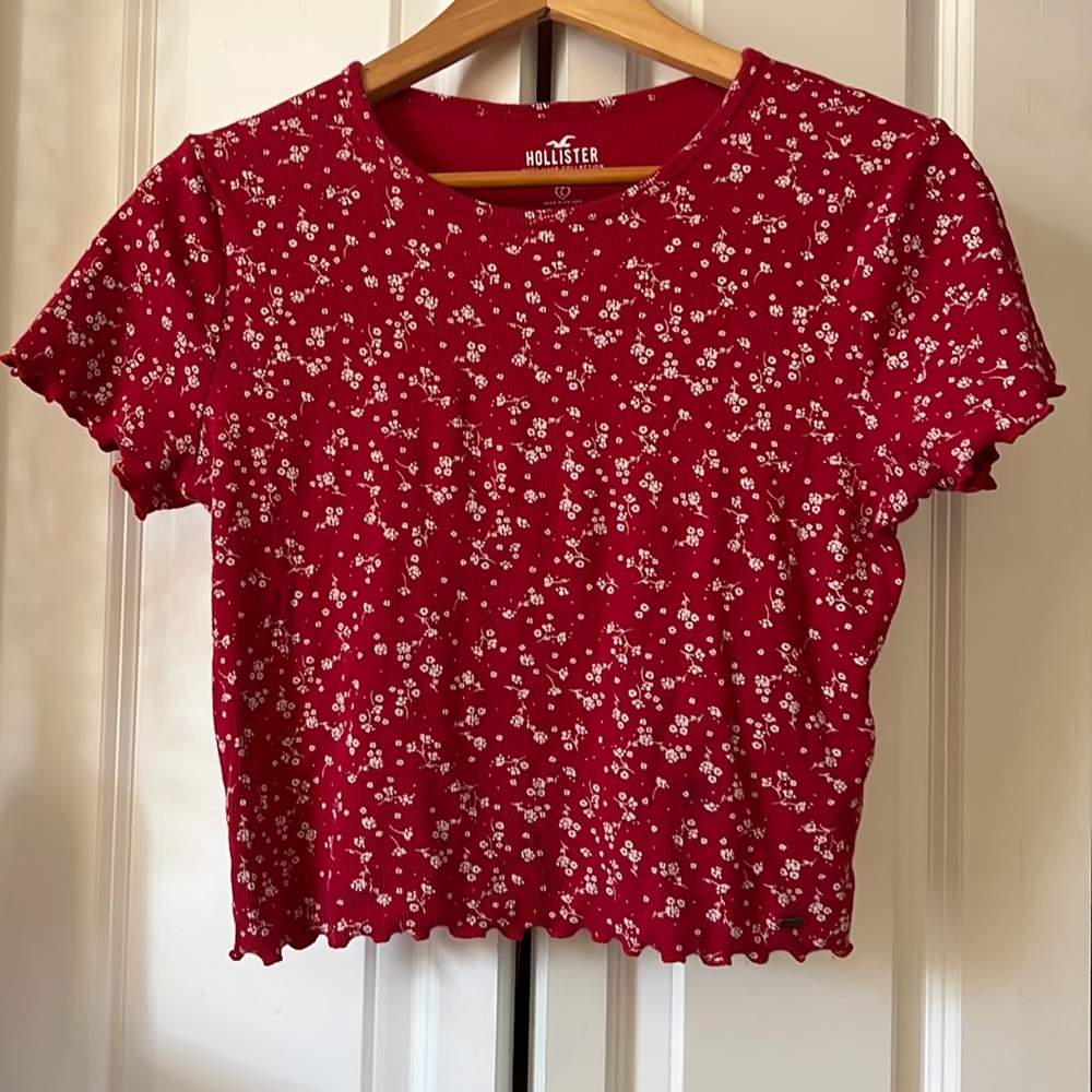 Hollister Red Floral Short Sleeve Tee